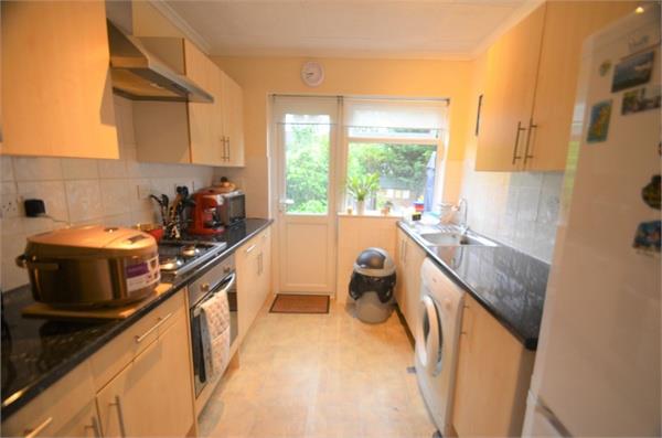 Laleham Avenue, Mill Hill